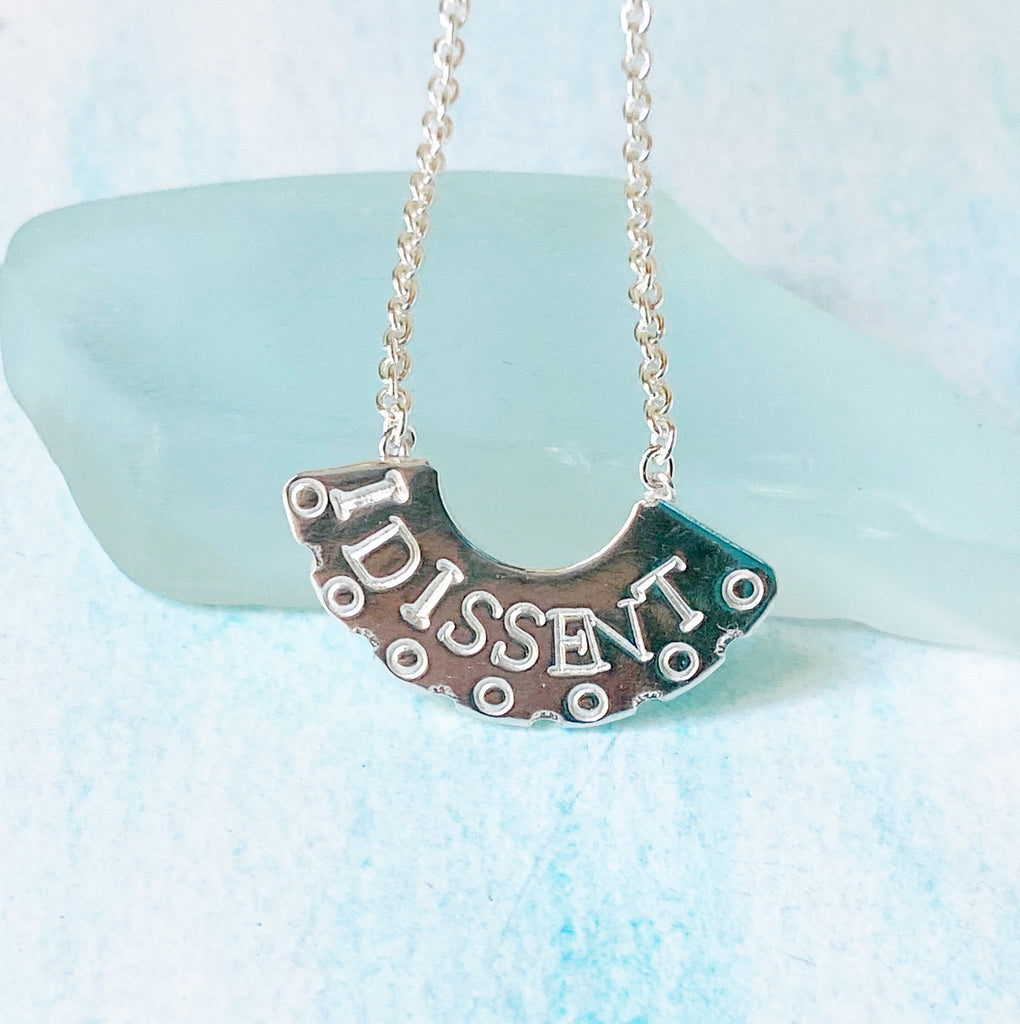 I DISSENT collar necklace with chain