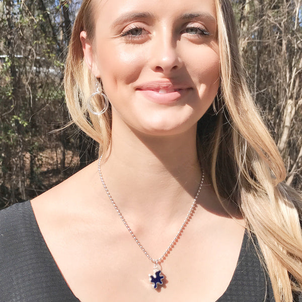 Reef Ripples necklace in deep blue