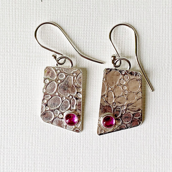 Silver rectangle earring with pink sapphire